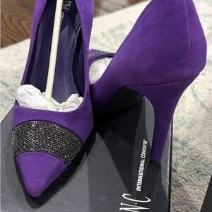 INC INTERNATIONAL CONCEPTS | Purple  Pointed Toe High Heels w/ Chain Detail sz:8